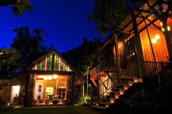 Hotel Des Artists Rose Of Pai Exterior photo